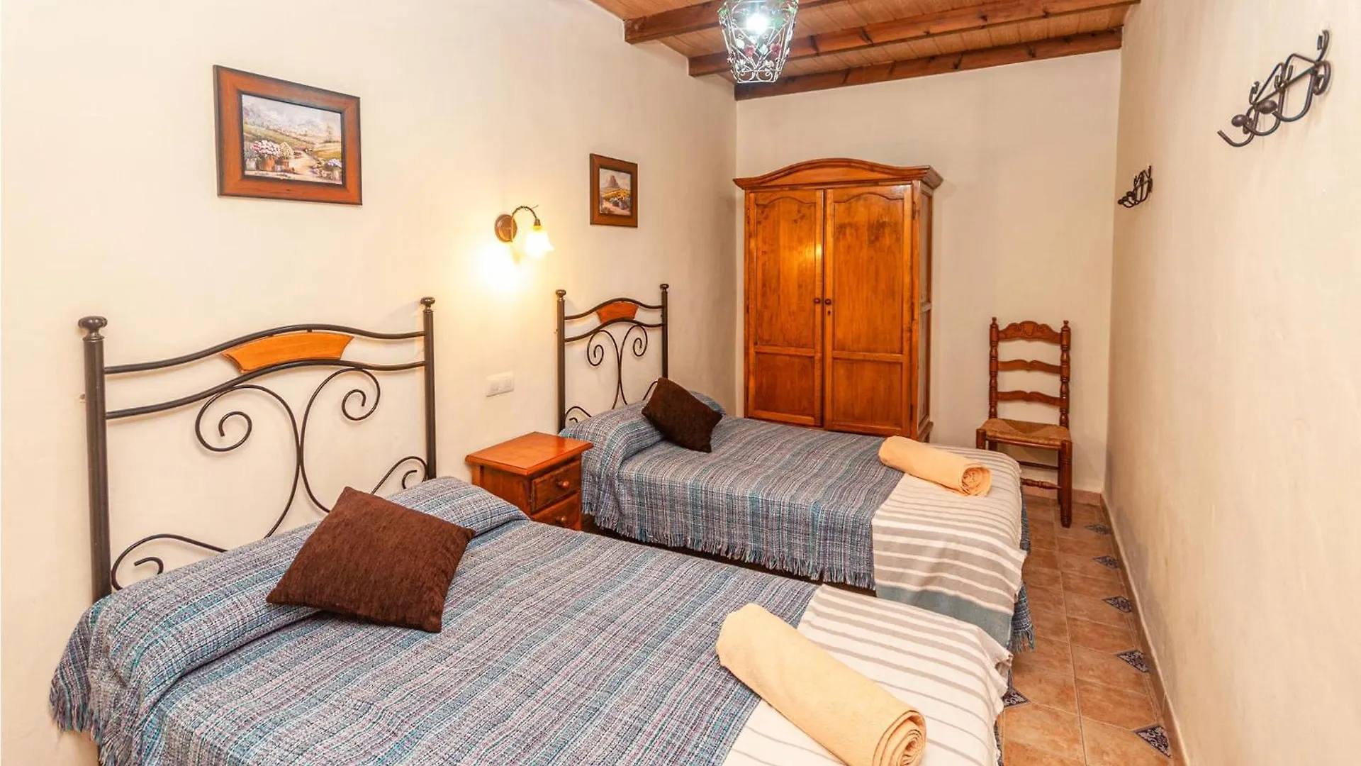 Awesome Home In Montefrio Spain